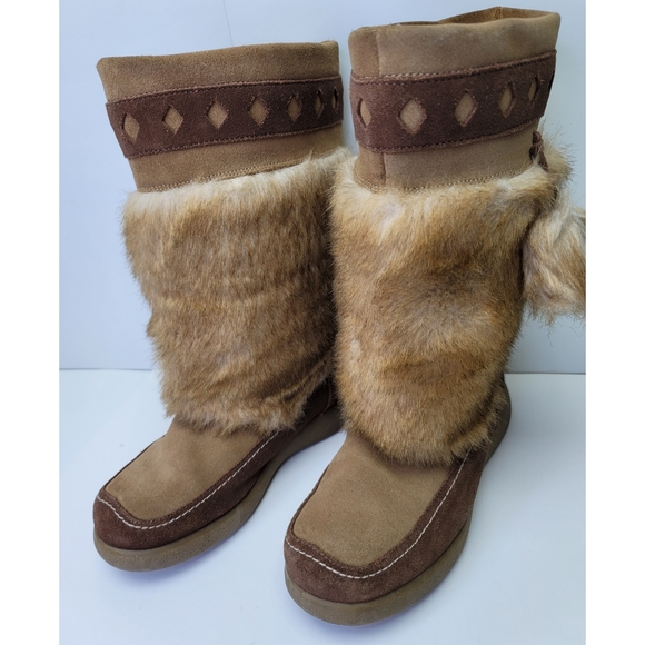 Cougar Canada squimal furry fox boots size 8.5 - Picture 6 of 13